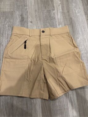 High-Waist Women’s Utility Shorts in Tan
